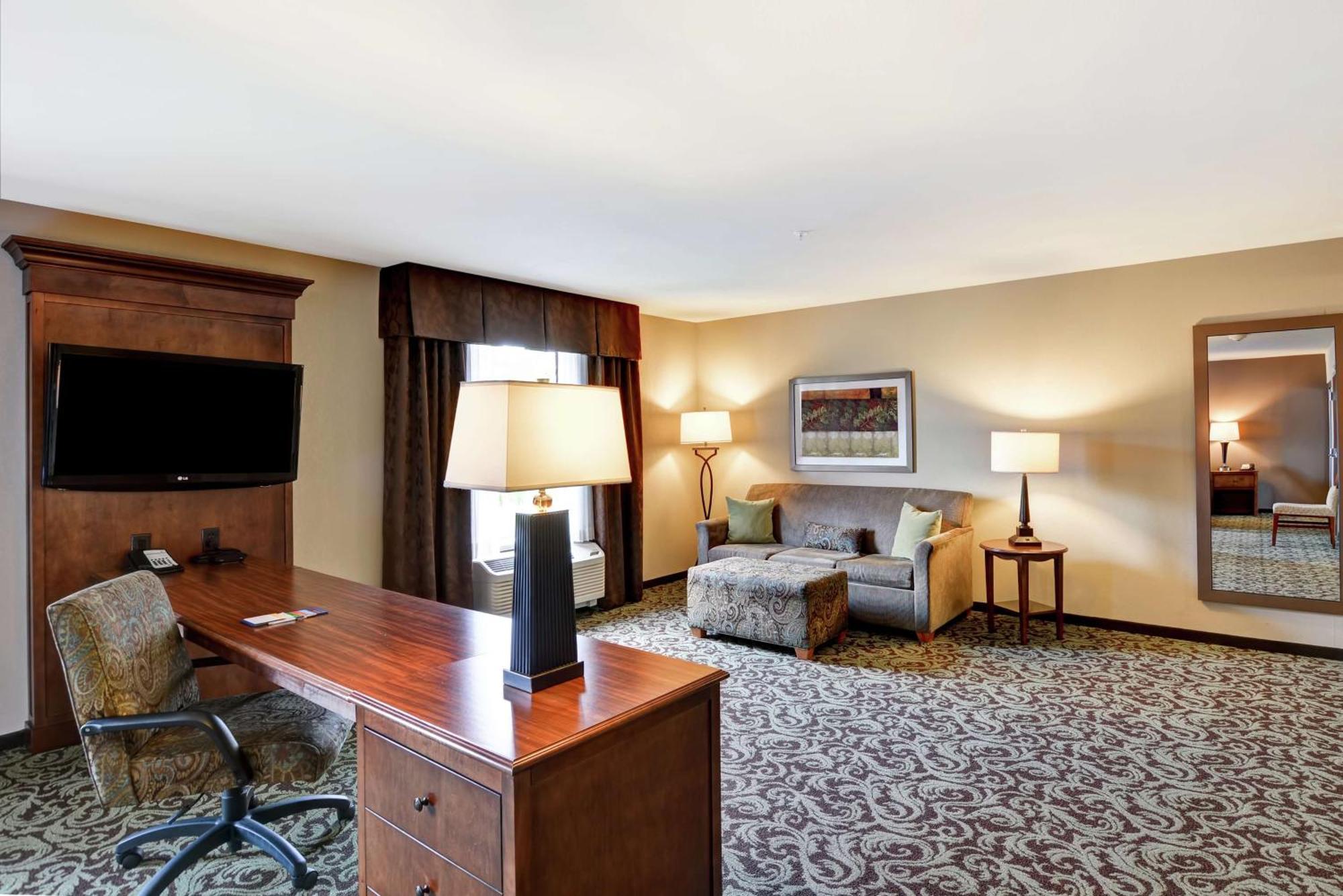 Hampton Inn And Suites New Hartford/Utica Εξωτερικό φωτογραφία